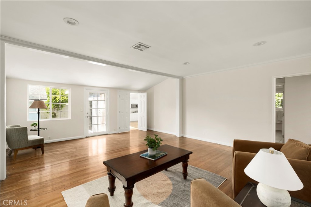 6655 Bertrand Avenue