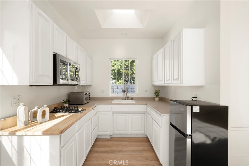 6655 Bertrand Avenue