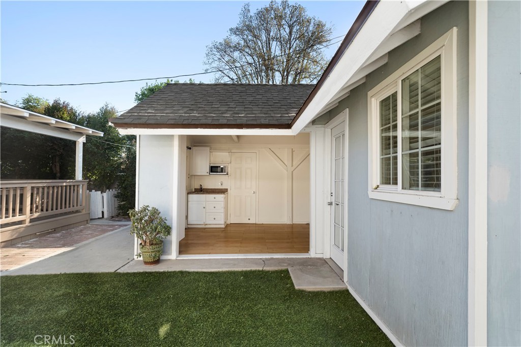 6655 Bertrand Avenue