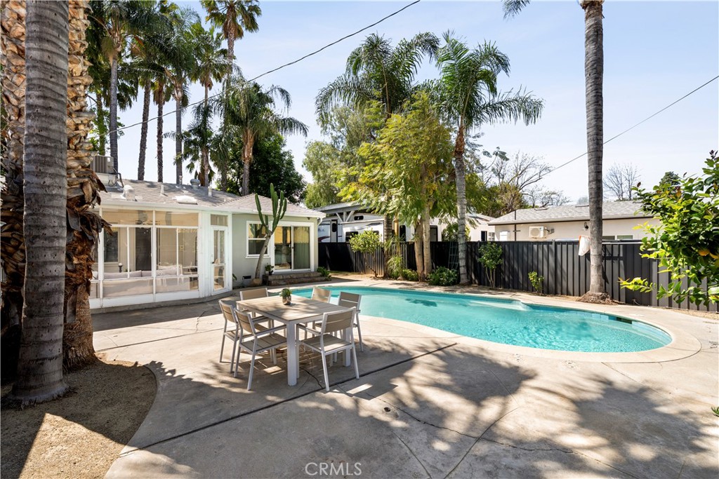 17653 Welby Way