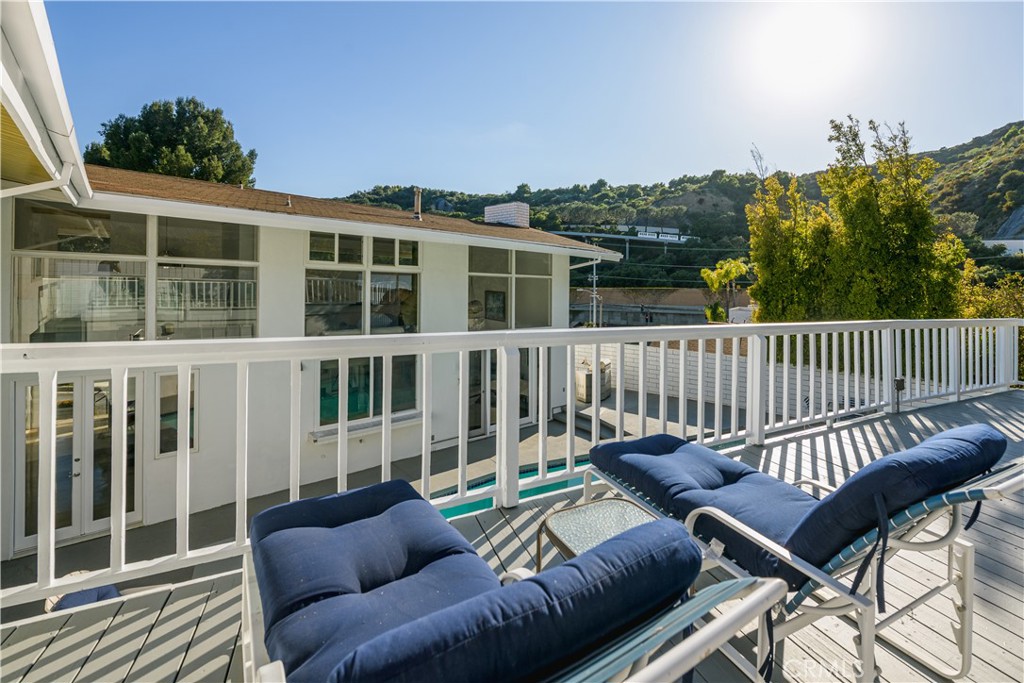 11831 Bel Terrace