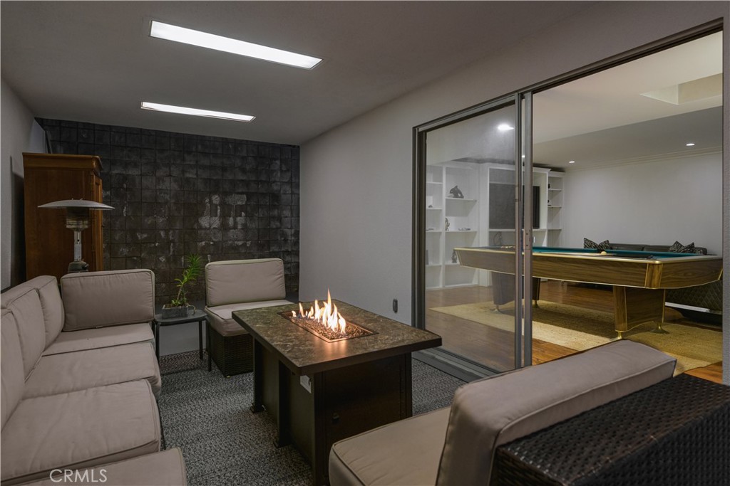 11831 Bel Terrace