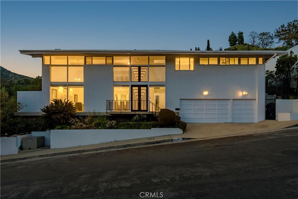 11831 Bel Terrace
