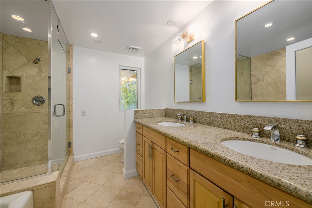 11831 Bel Terrace