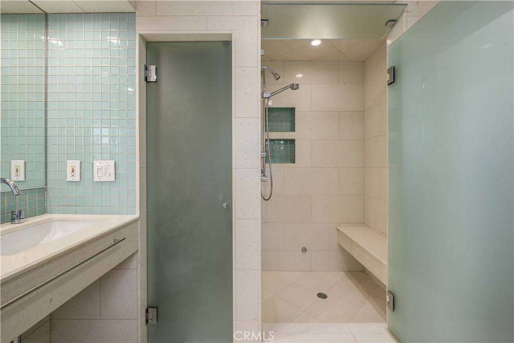 11831 Bel Terrace