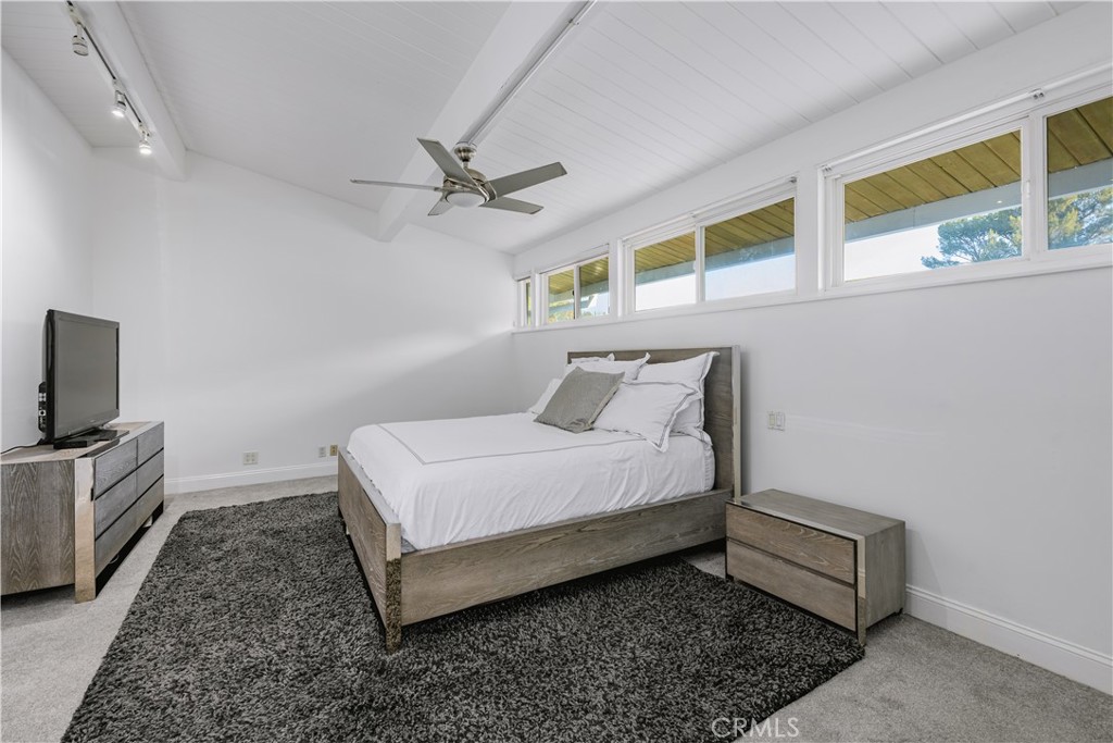 11831 Bel Terrace