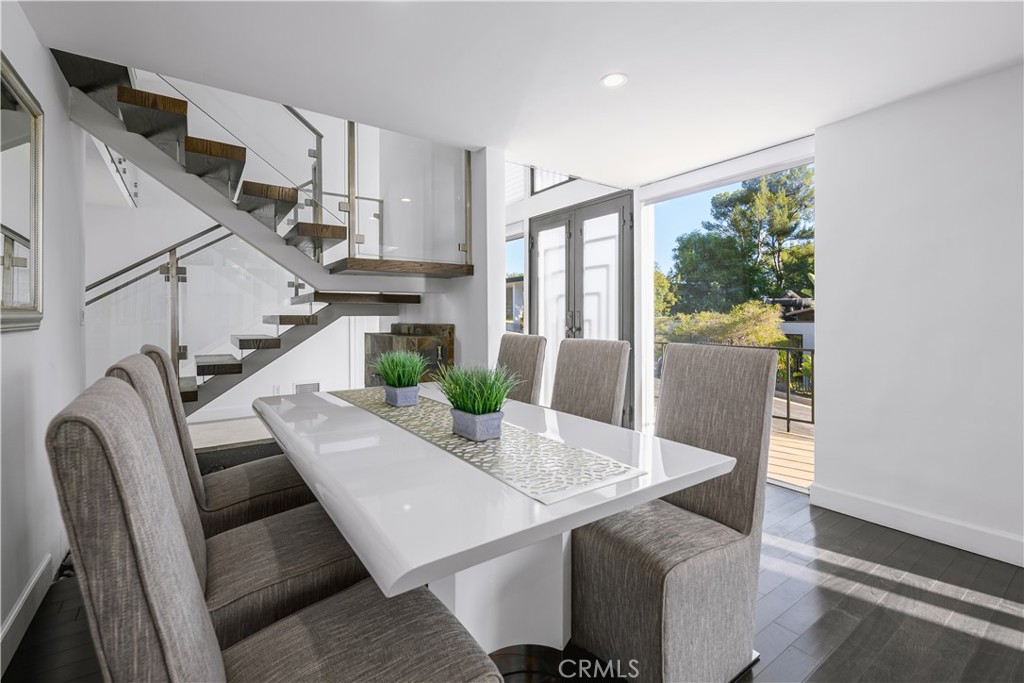 11831 Bel Terrace