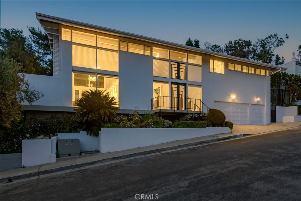 11831 Bel Terrace