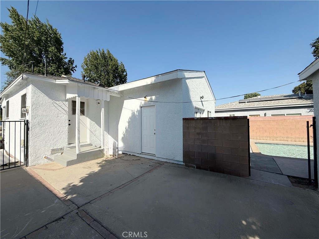 17526 Lemay Street