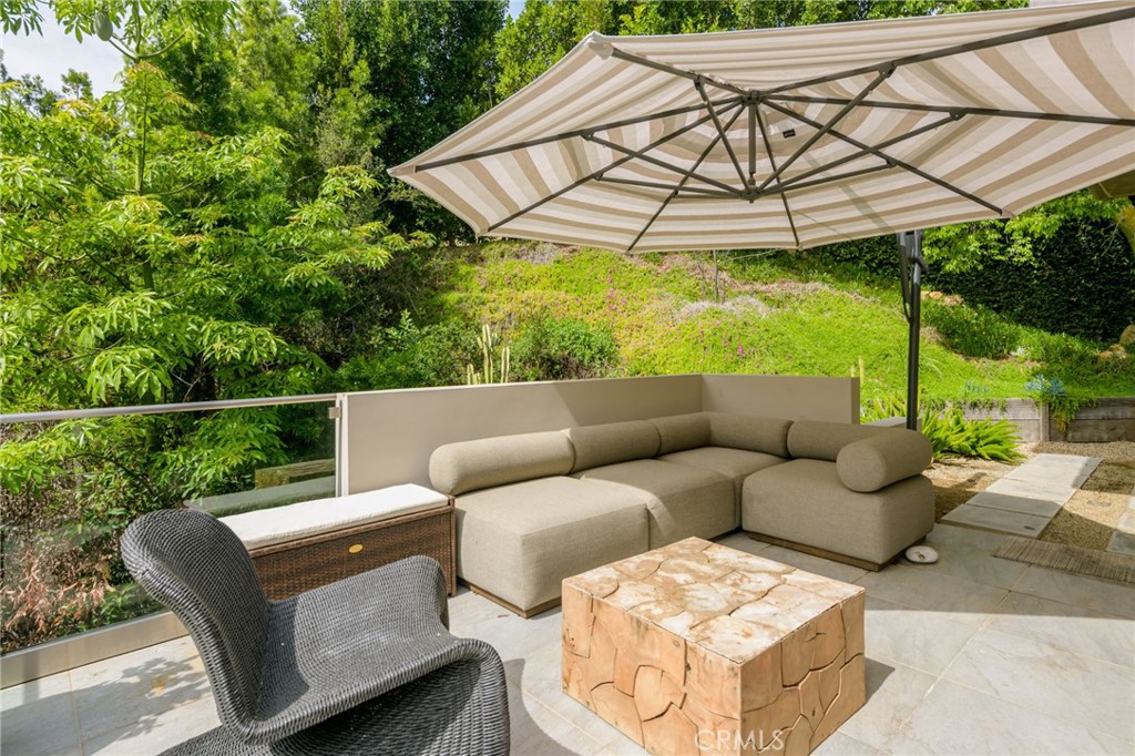 6050 Mulholland Highway