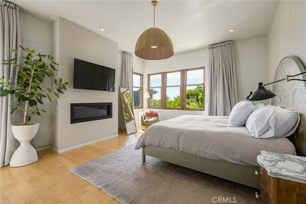 6050 Mulholland Highway