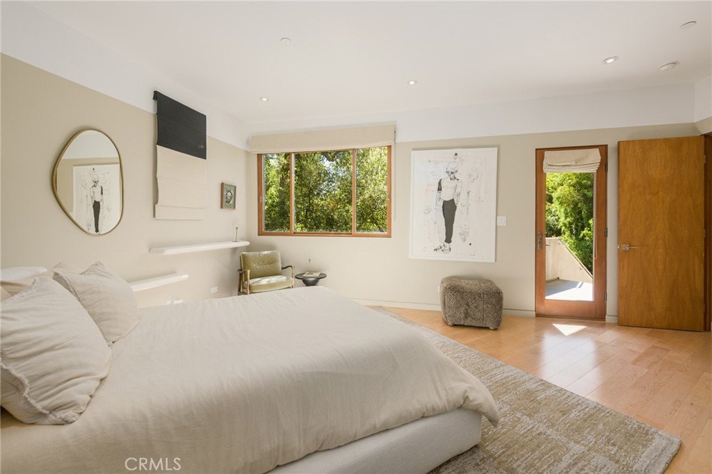 6050 Mulholland Highway