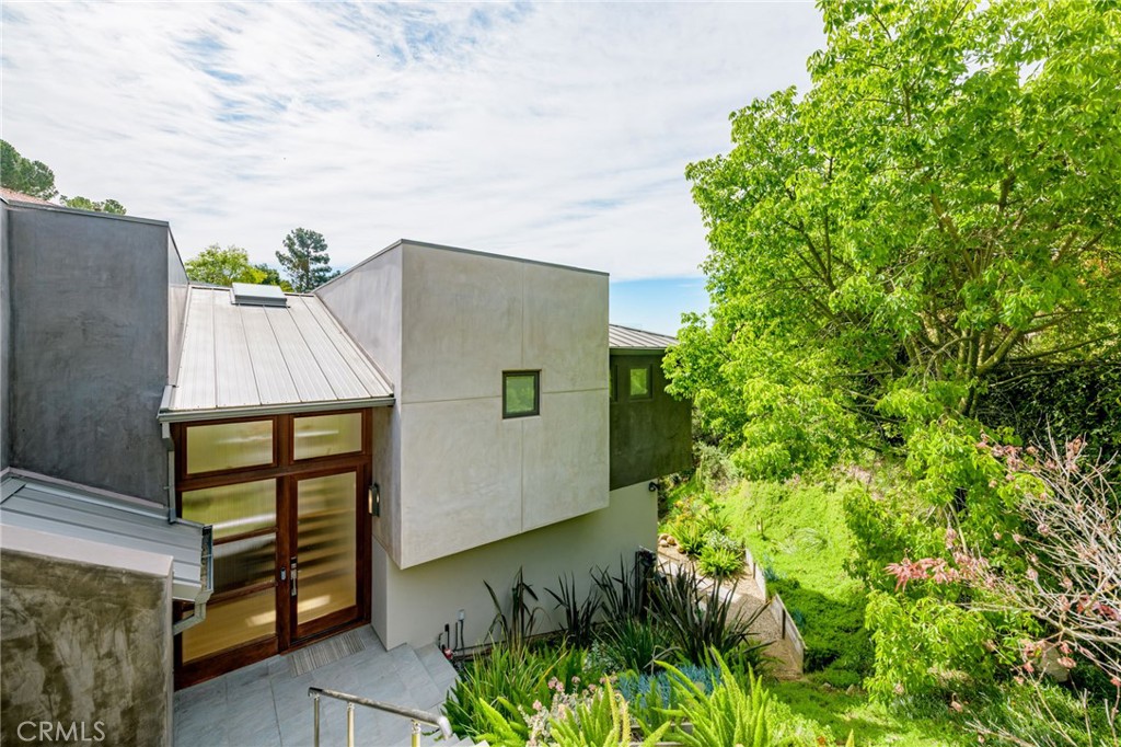 6050 Mulholland Highway