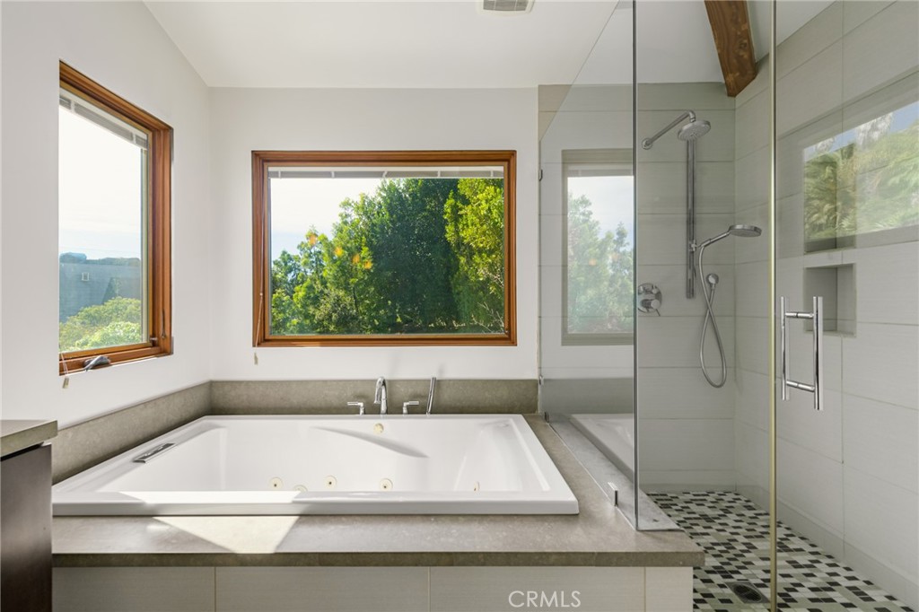 6050 Mulholland Highway