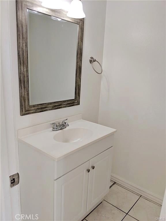 15527 Parthenia Street 4