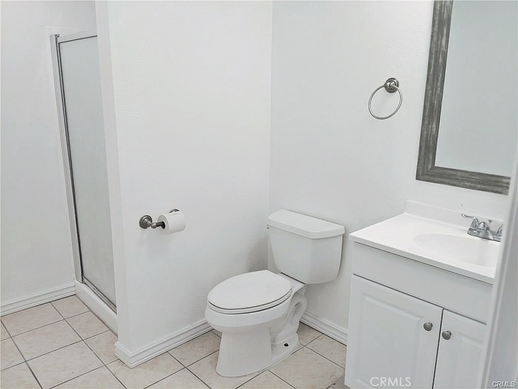 15527 Parthenia Street 4