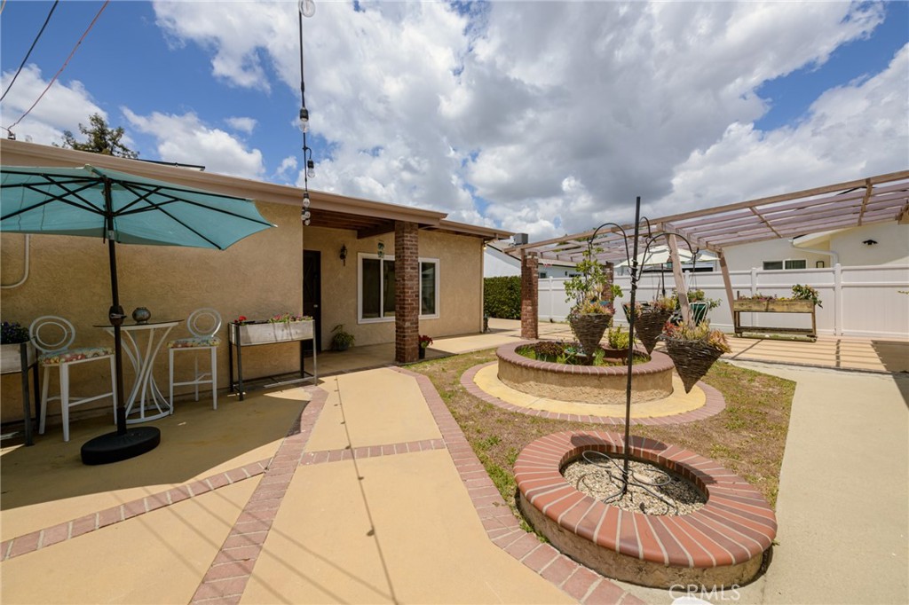6834 Shoshone