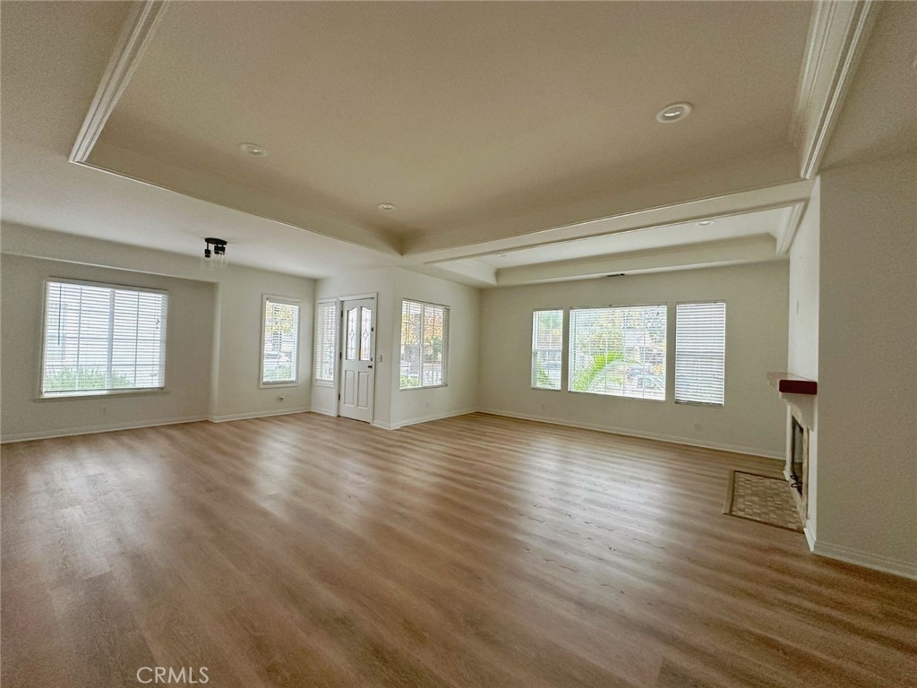 17321 Gilmore