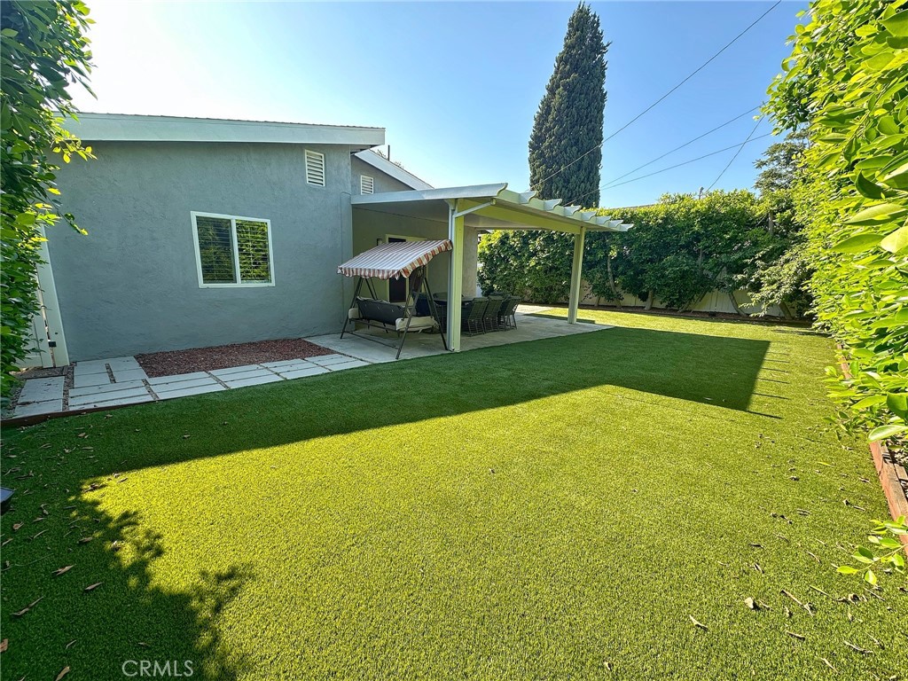 5857 Balcom Avenue