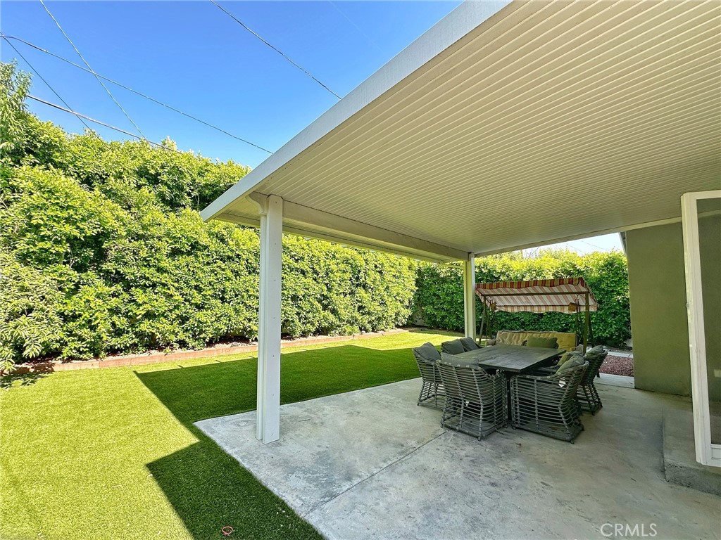 5857 Balcom Avenue