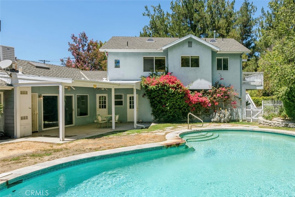 5065 Casa Drive