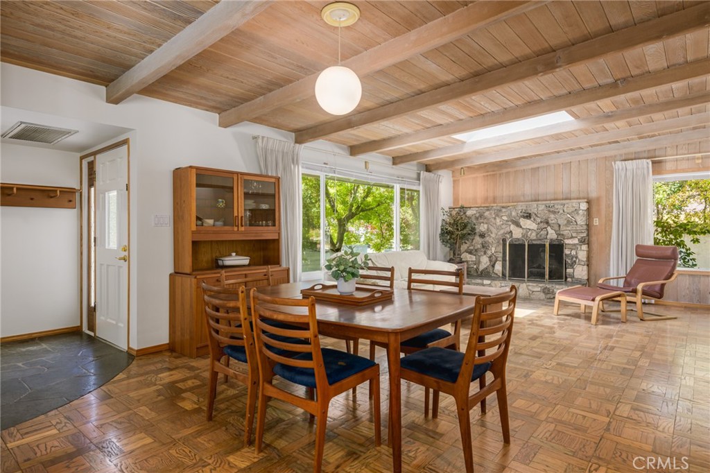 5065 Casa Drive