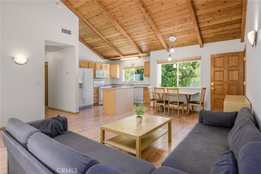 5065 Casa Drive