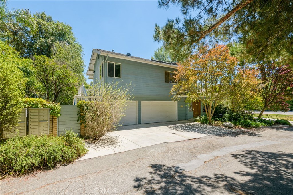 5065 Casa Drive