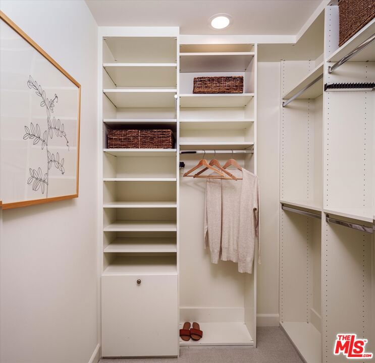 1100 Las Pulgas Place