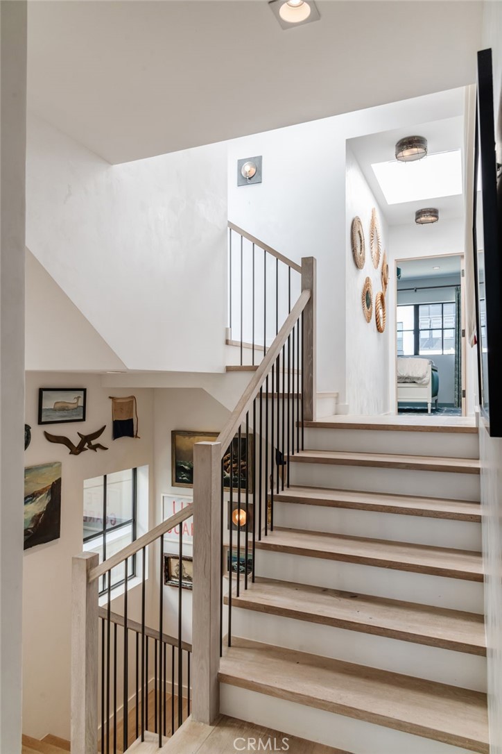 3222 The Strand