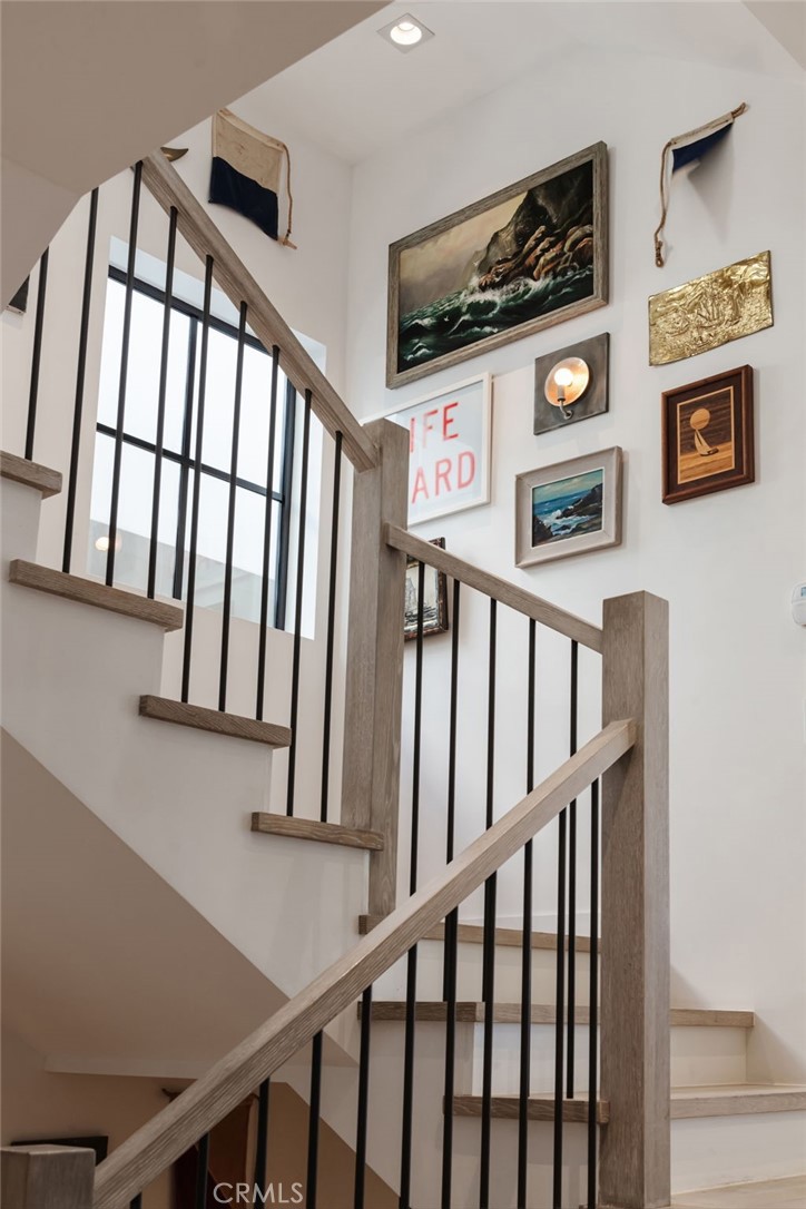3222 The Strand
