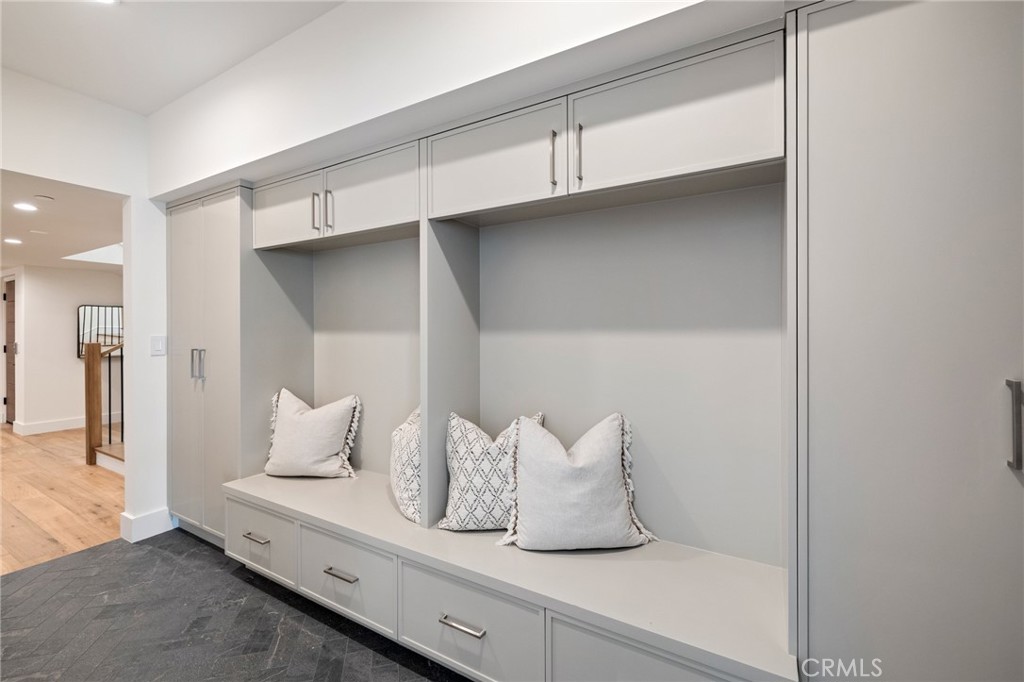 932 9th Street