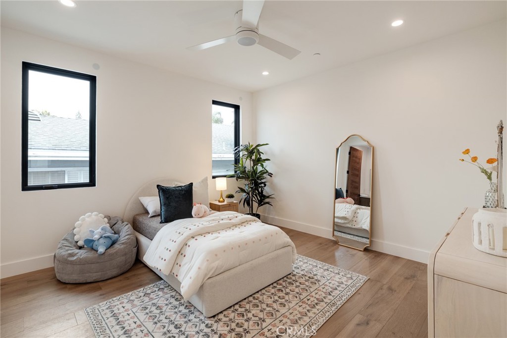 932 9th Street