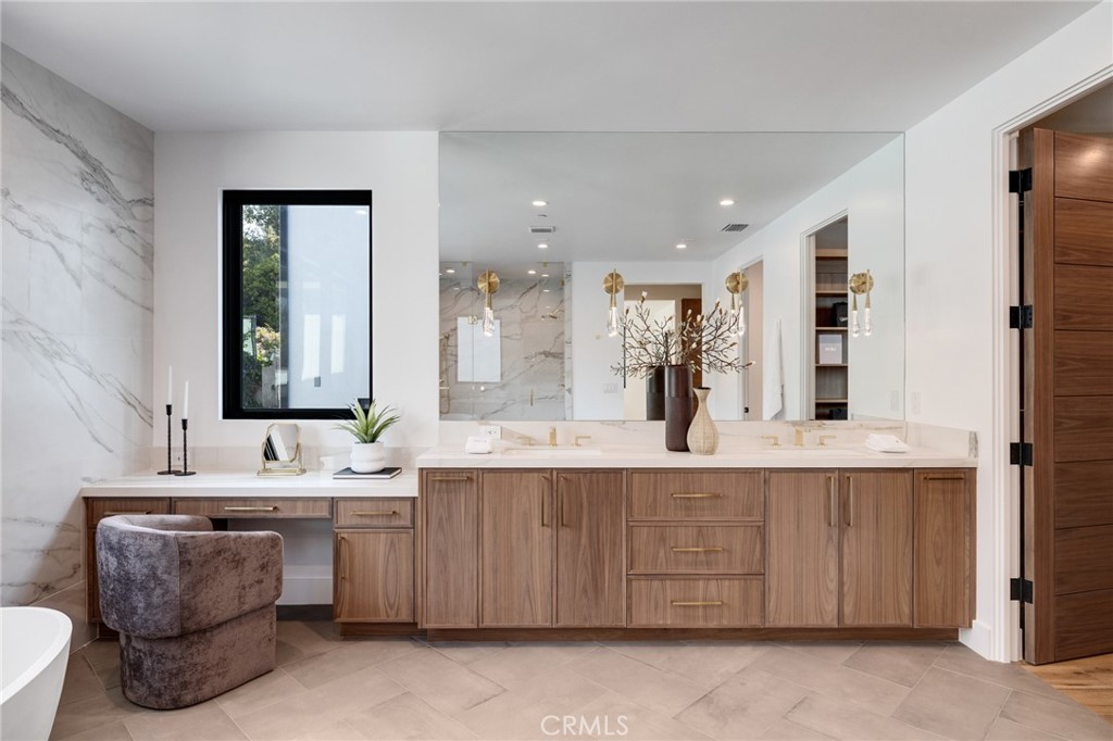 932 9th Street