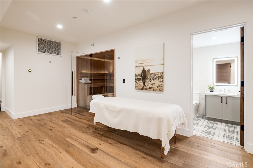 932 9th Street