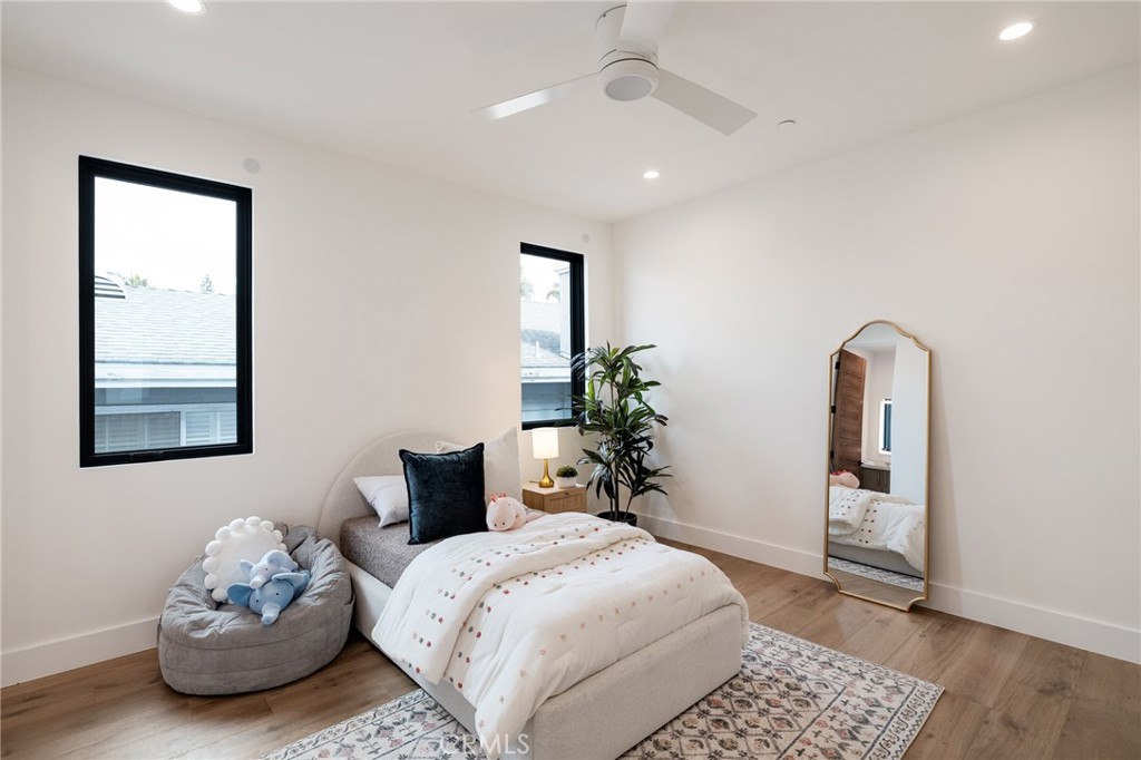 932 9th Street