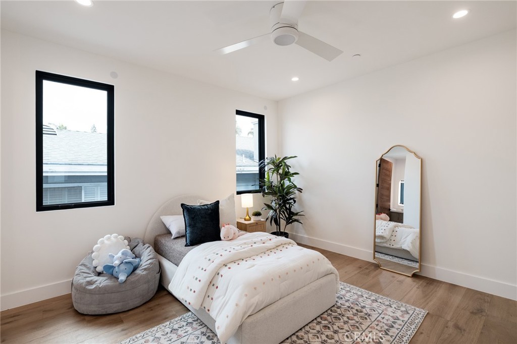 932 9th Street