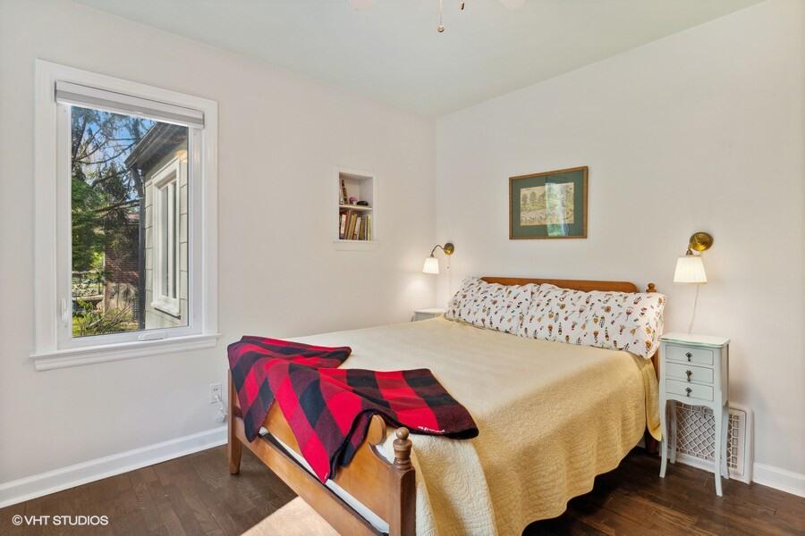 14507 Lakeshore Road