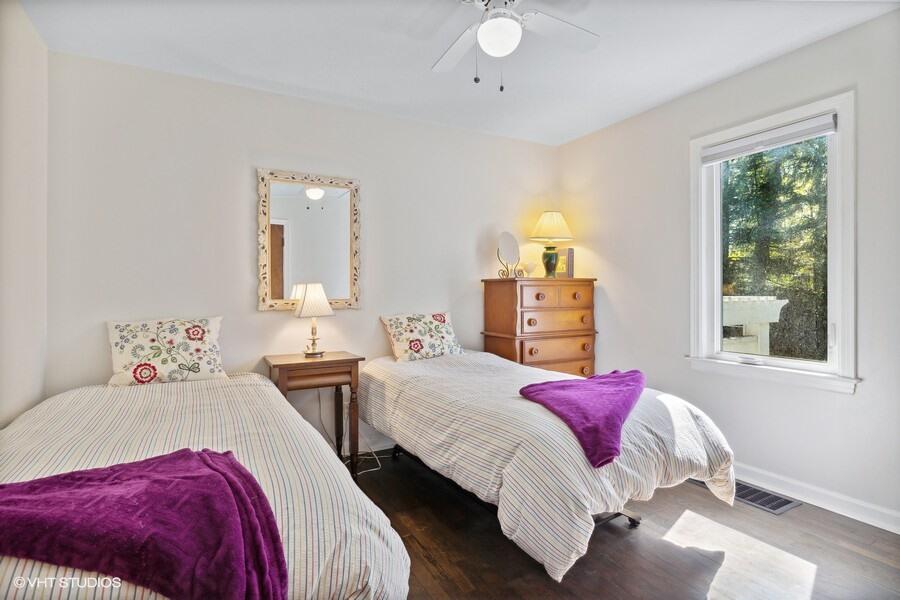 14507 Lakeshore Road