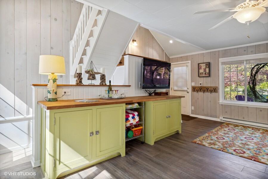14507 Lakeshore Road