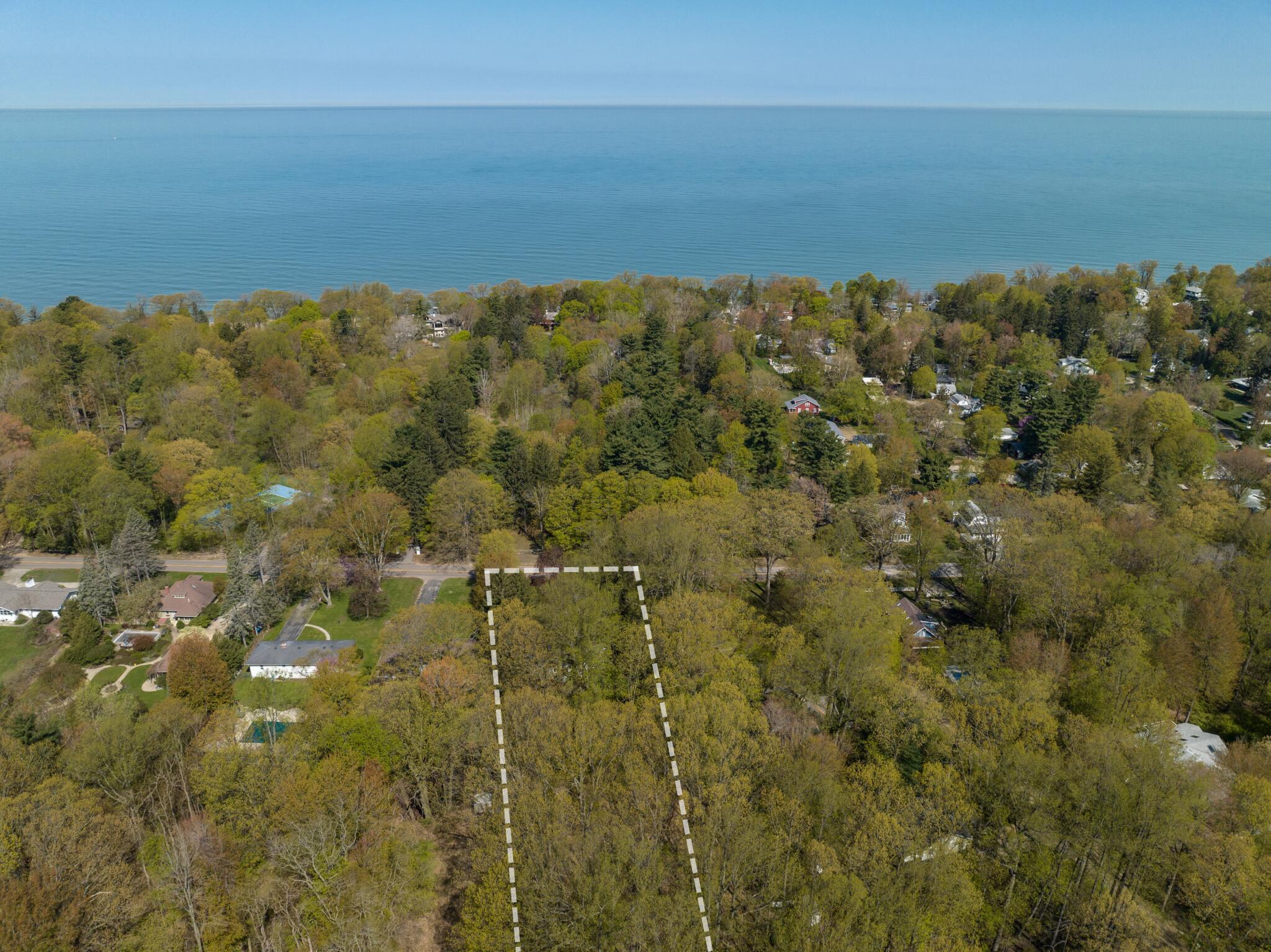 14507 Lakeshore Road