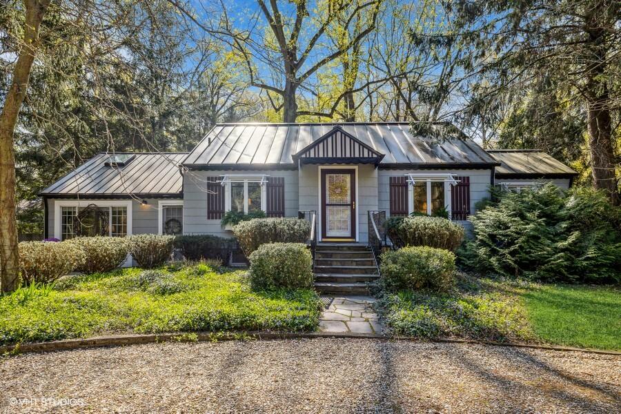 14507 Lakeshore Road