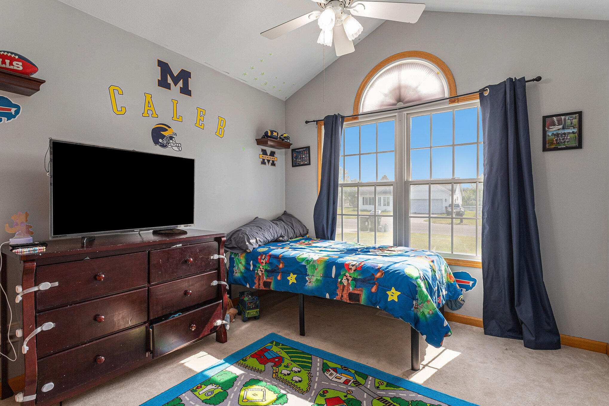 2986 Maplewood Street