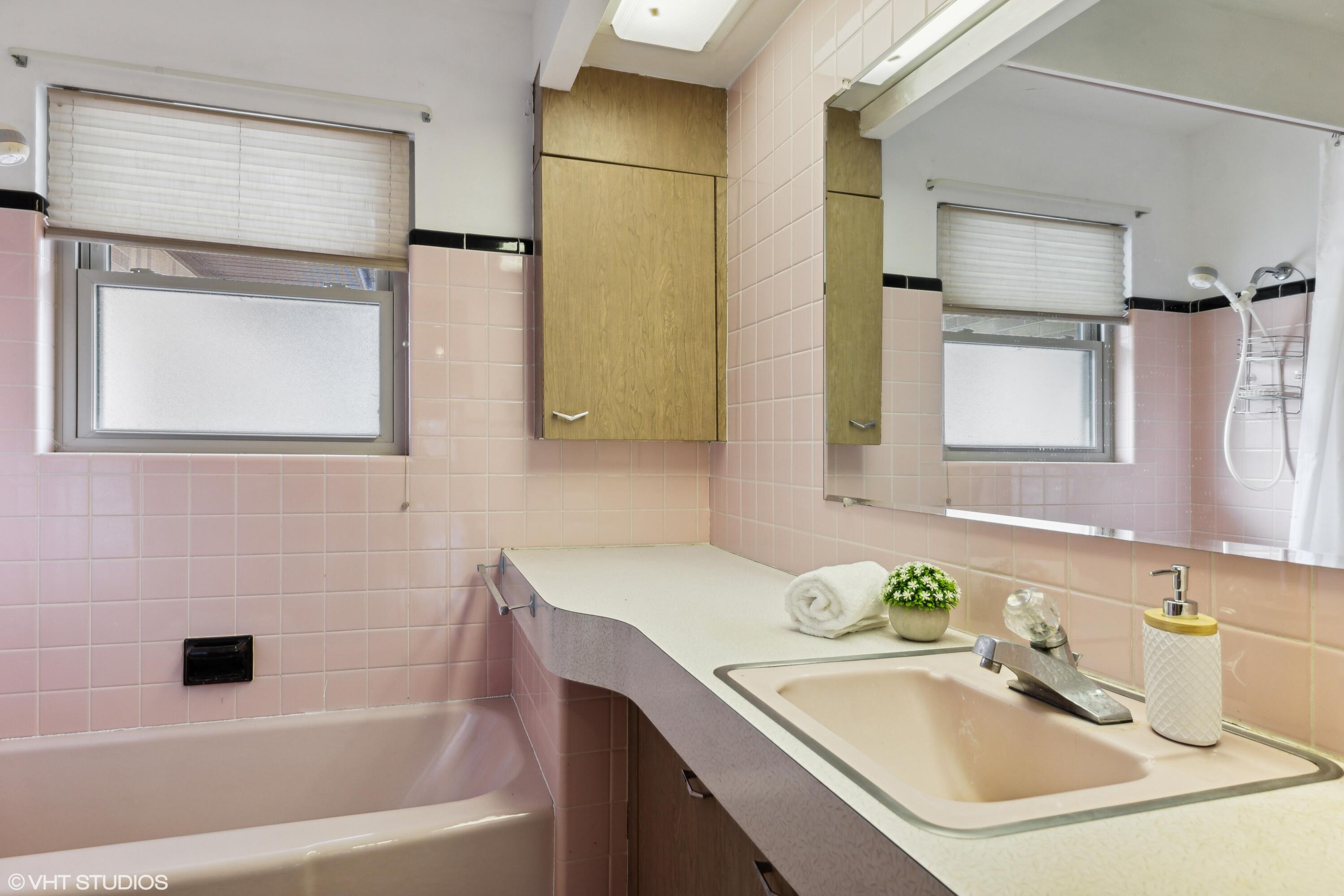 1928 Hillandale Road