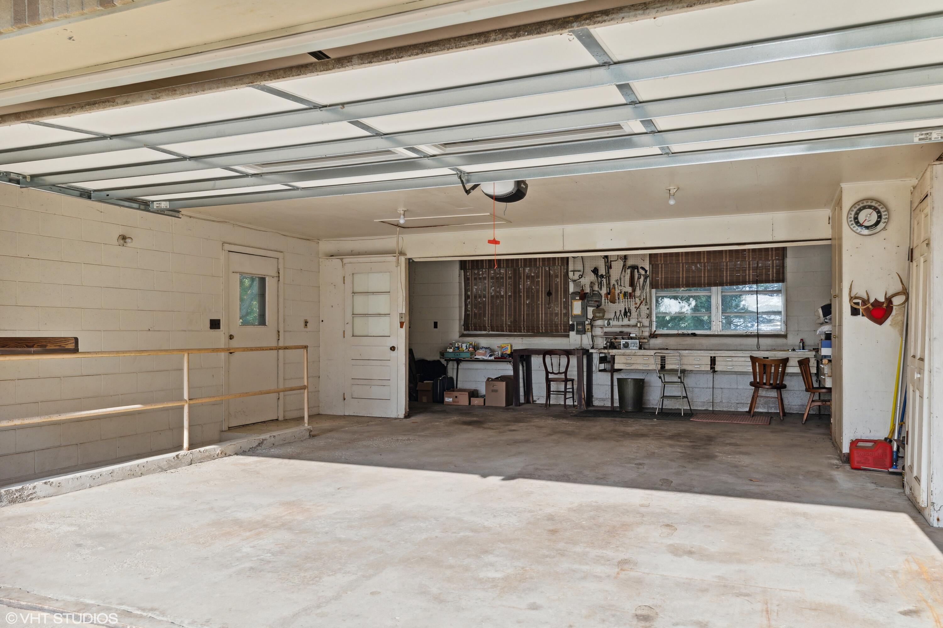 1928 Hillandale Road