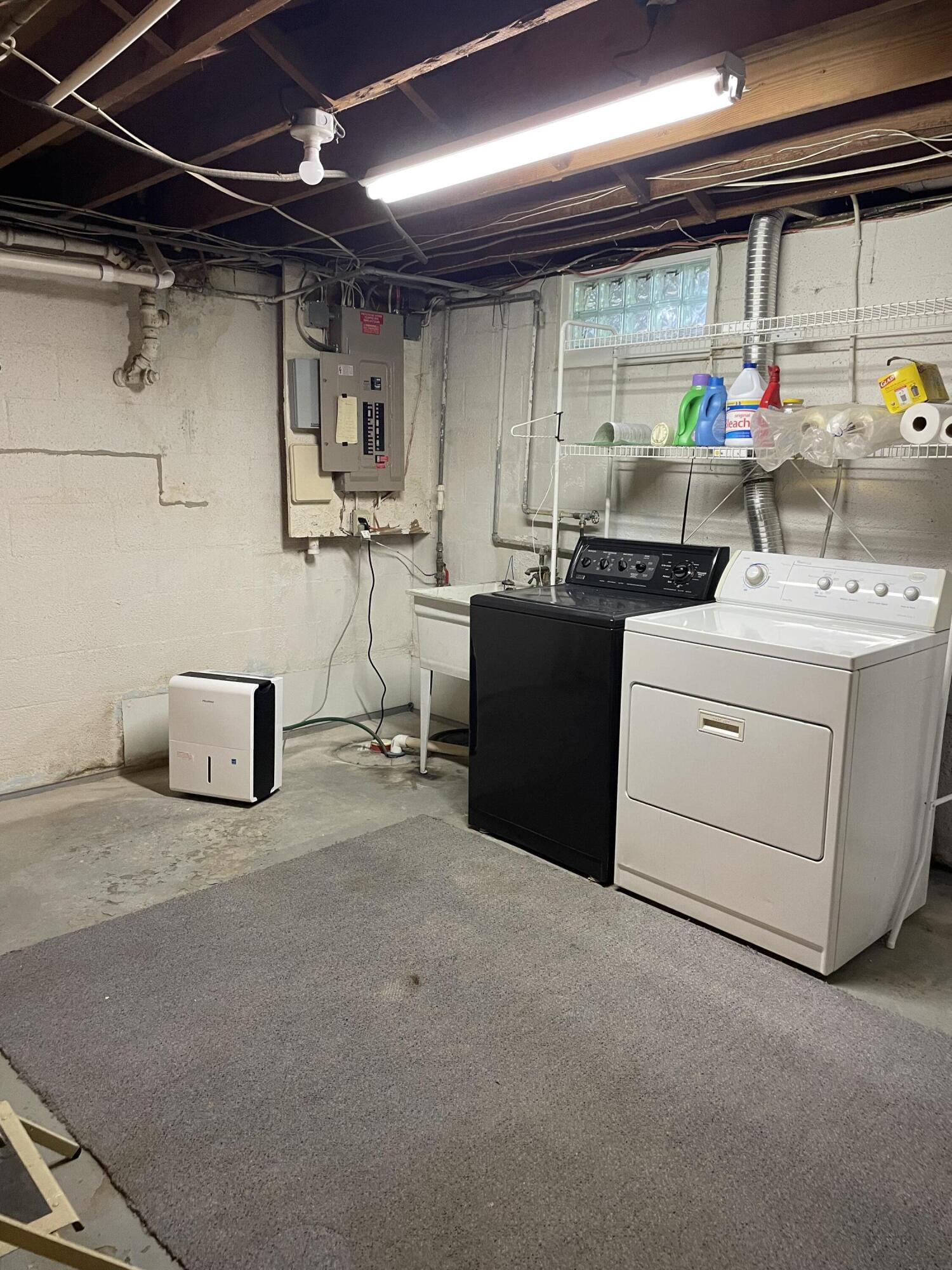 7150 E E Napier Avenue