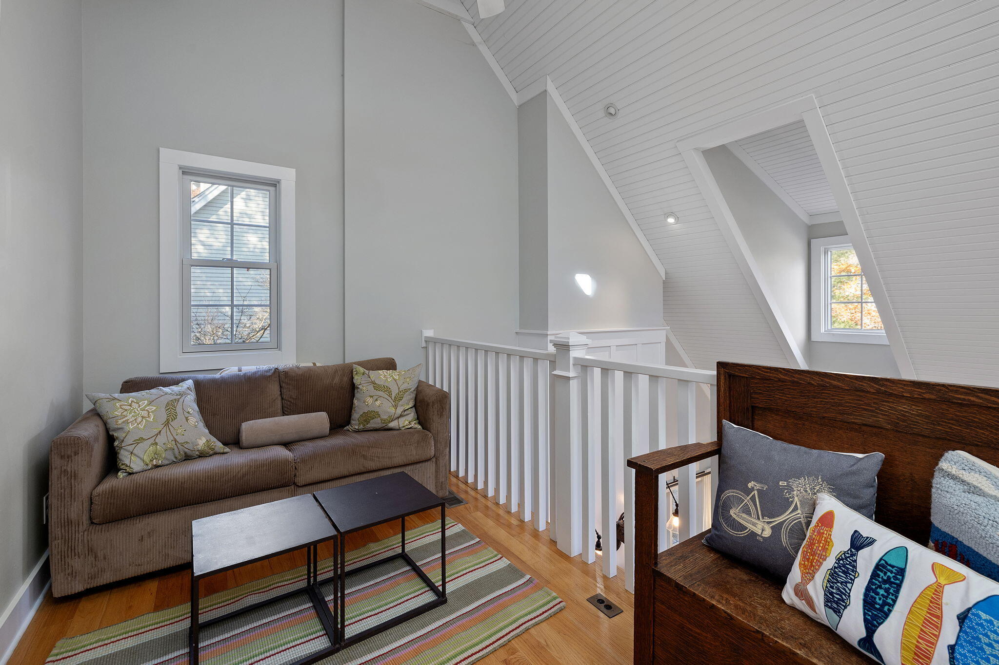 9986 Cottage Lane