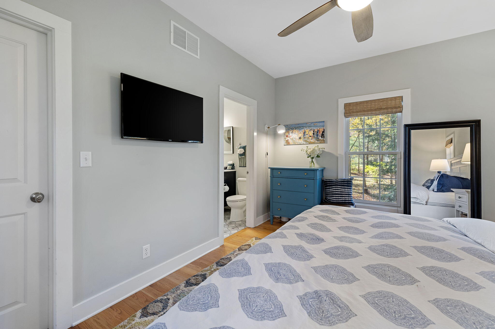 9986 Cottage Lane
