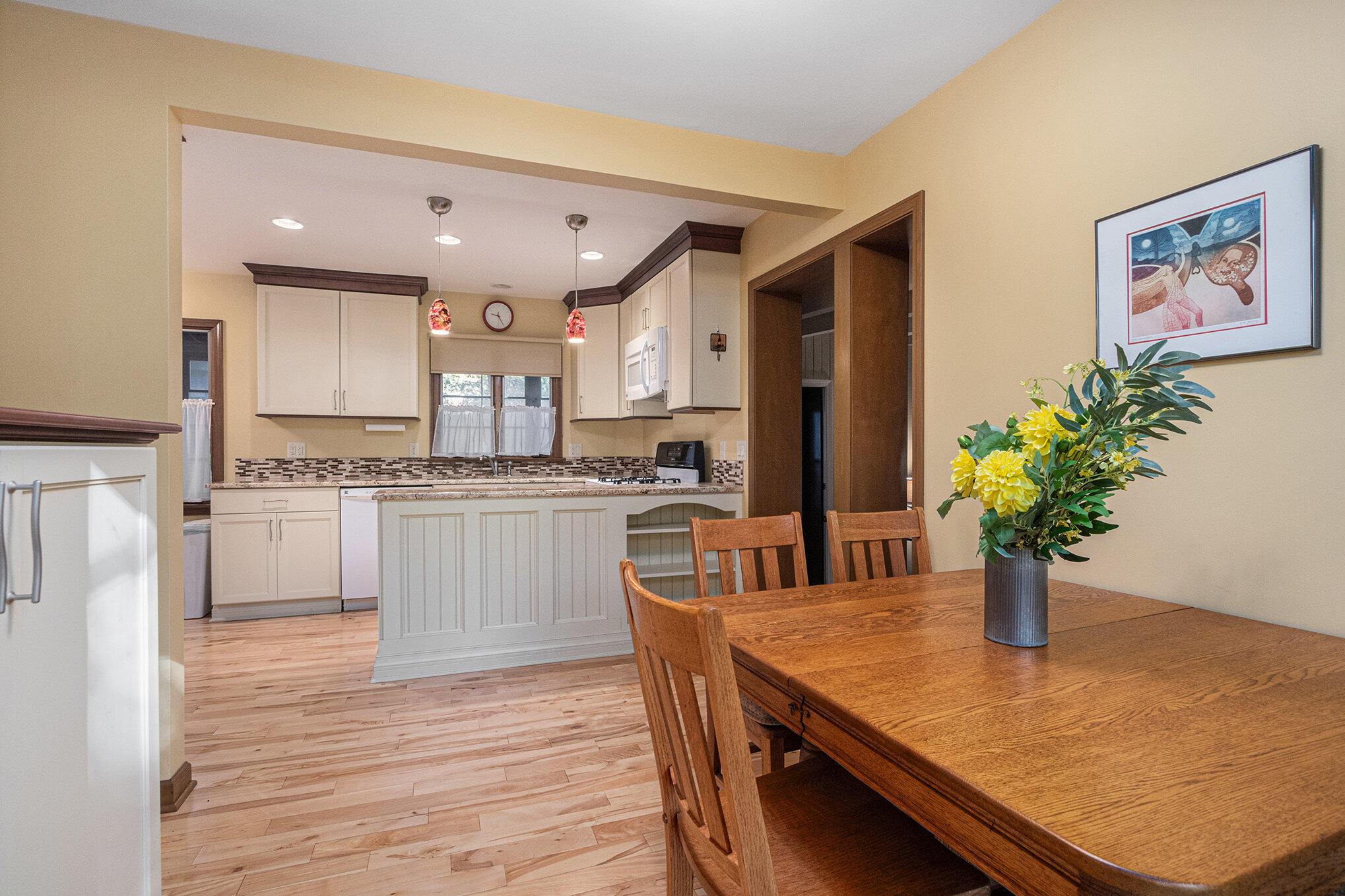 13987 Red Arrow Highway