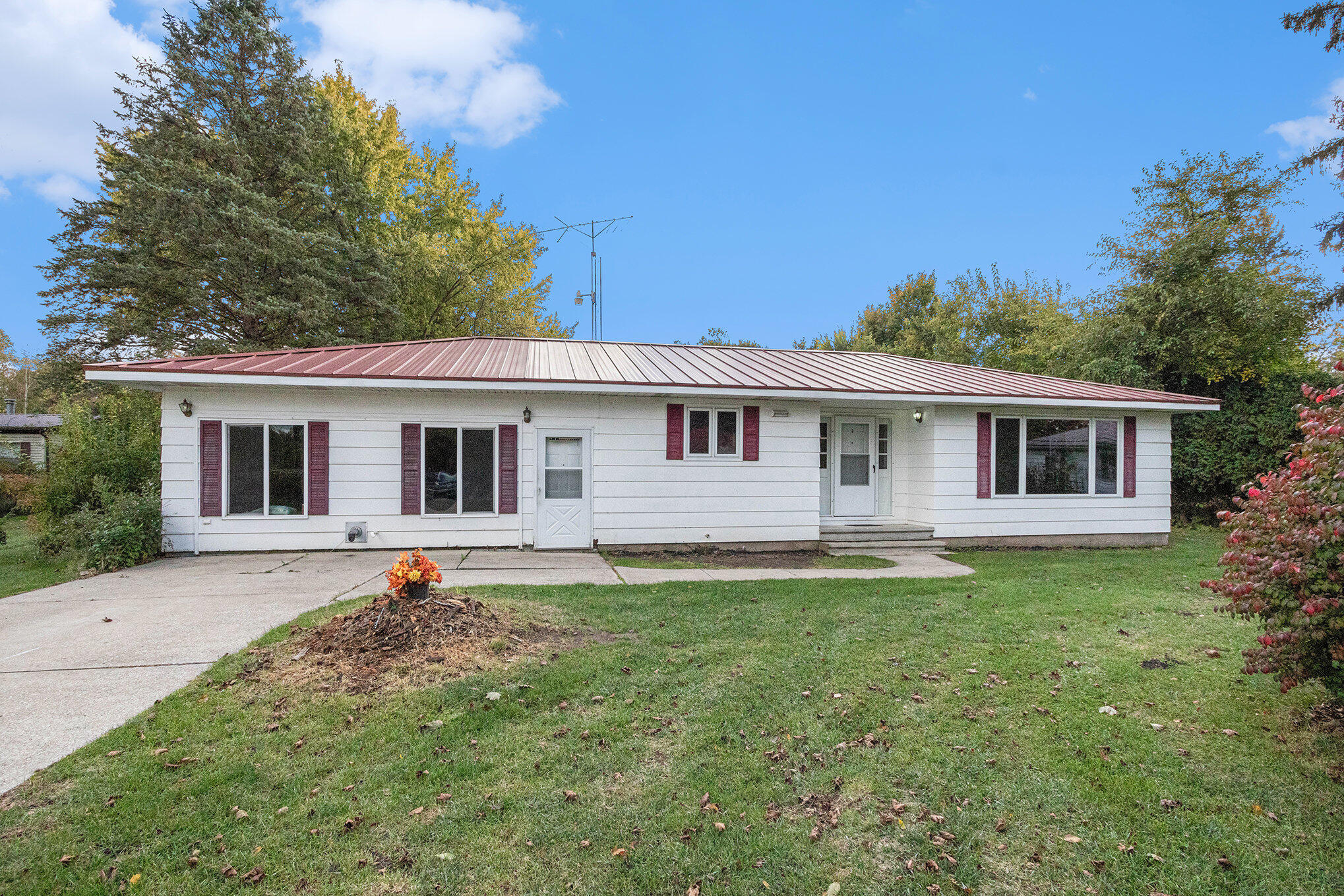 1610 Galien Buchanan Road